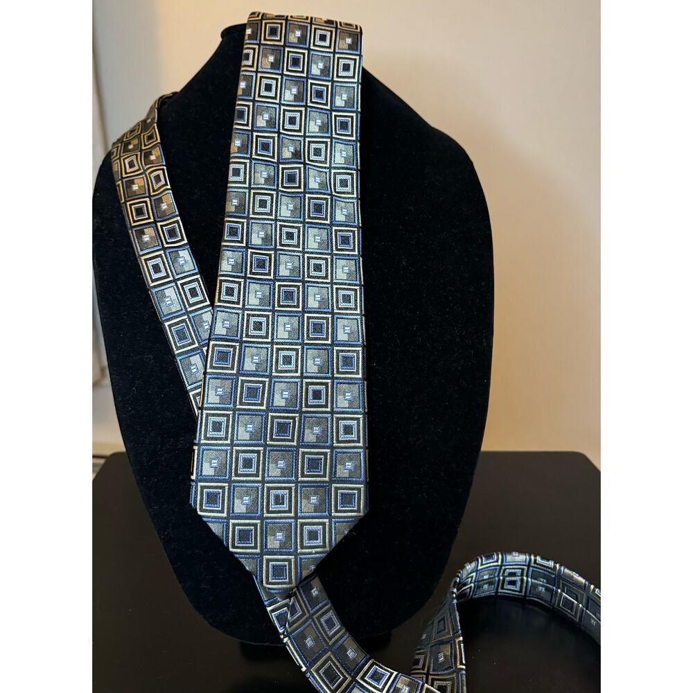 Platinum Designs Squares Pattern Silk Tie